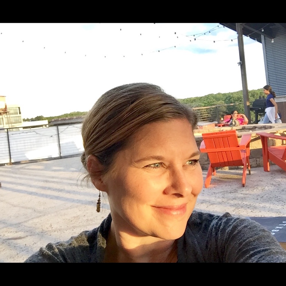 Meet your Posher, Stephanie